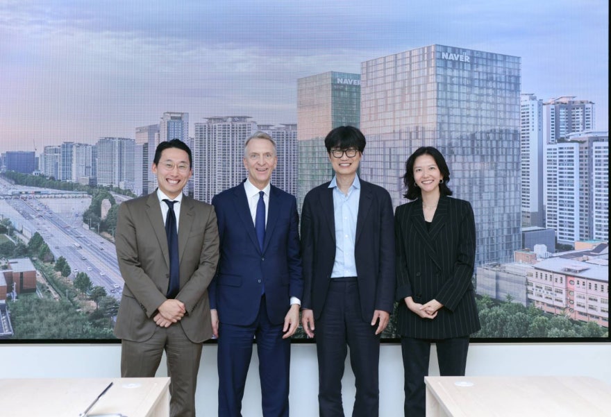 네이버 이해진 의장, 브룩필드 브루스 플랫 회장과 회동… AI 팩토리 구축 사업 순항 확인